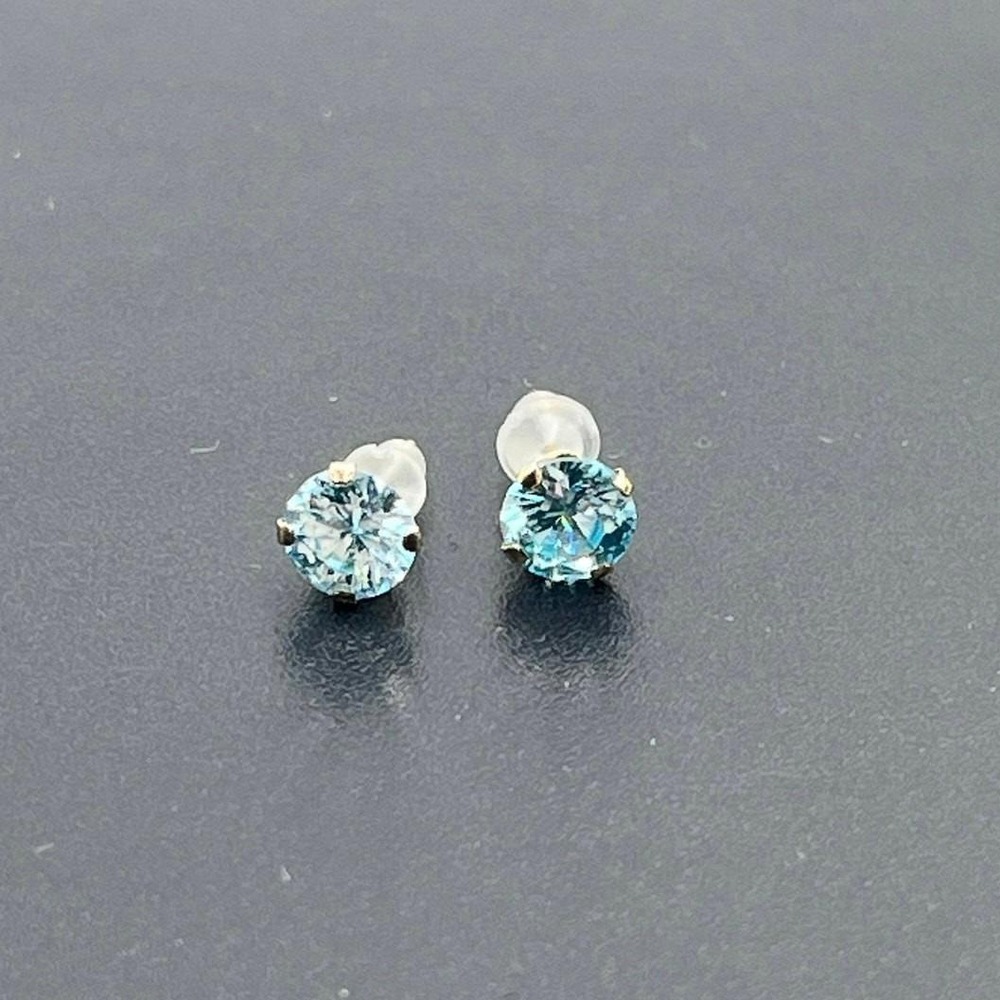 Jacmel JCM 10k Yellow Gold 6mm Blue Cz Prong Set Stud Birthstone Earrings March